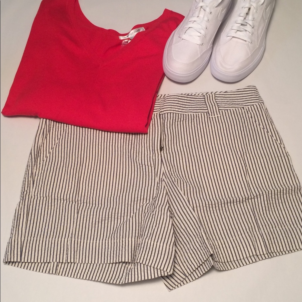 Lands' End Canvas Seersucker Shorts NWOT